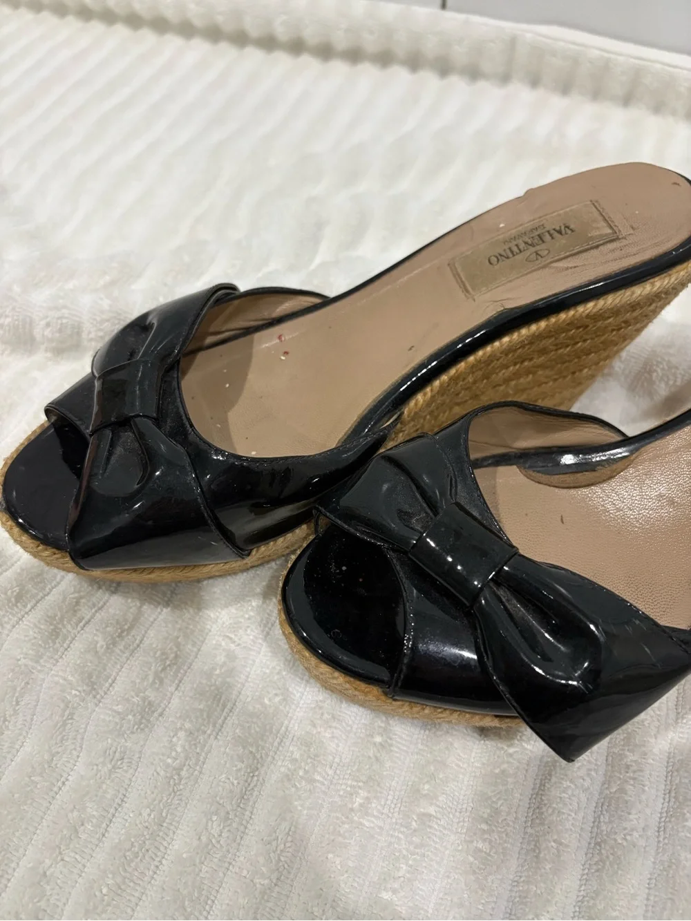 Valentino Garavani Black Patent Leather Bow Espadrille Wedge Mules